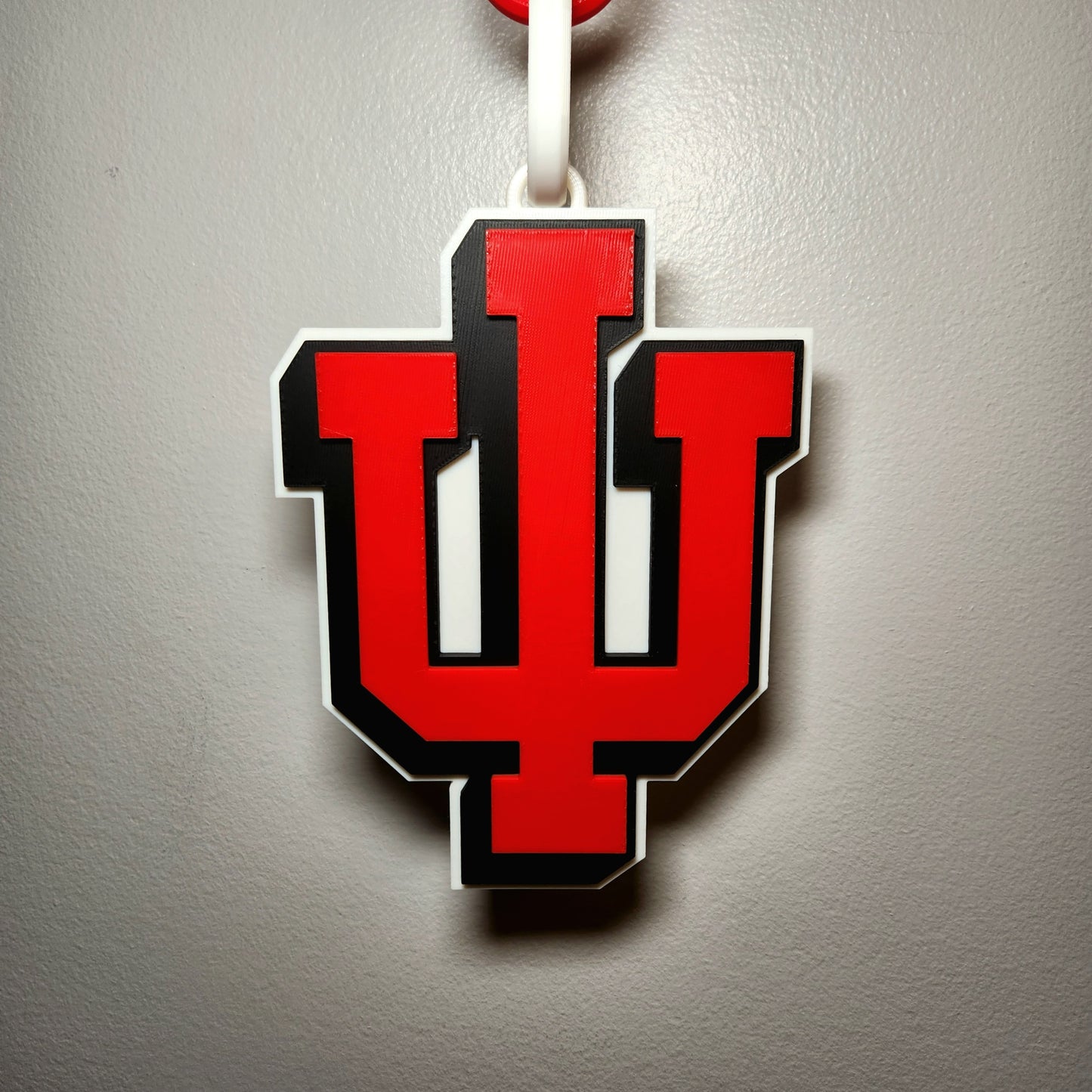 Custom Giant Team Logo Necklace - Gameday Edition